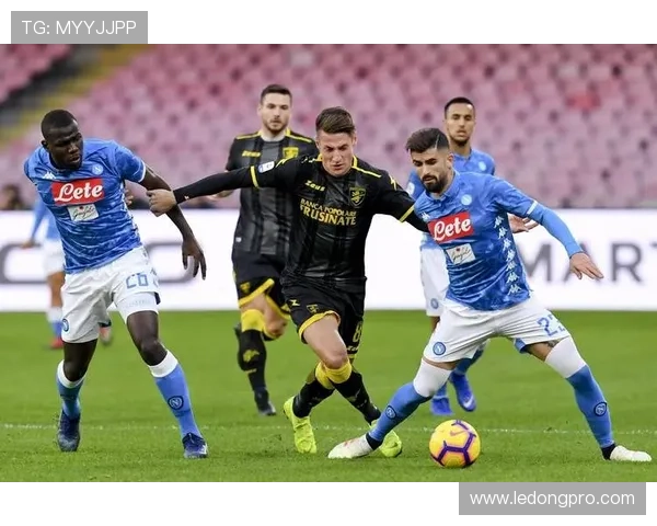 意甲怎么防守球队：意甲联赛中防守最强的球队与战术分析